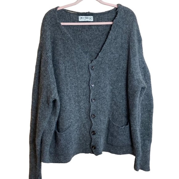 Line of Trade 100% Shetland Wool Gray V-Neck Button Front Cardigan Sweater 2XL - Picture 2 of 9
